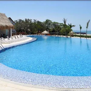Apartamento Con Vista Al Mar - Exclusivo Club De Playa Pozos Colorados Santa Marta (Magdalena)