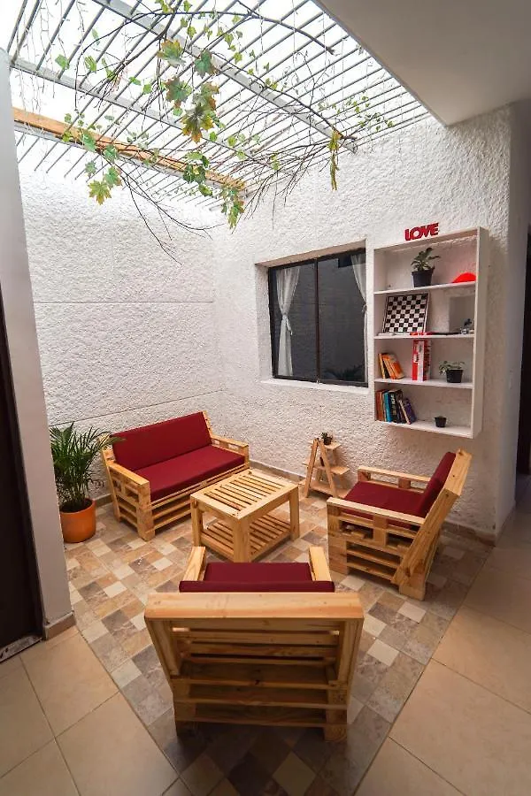 Casa Clandestina Guest House Medellín Colombia