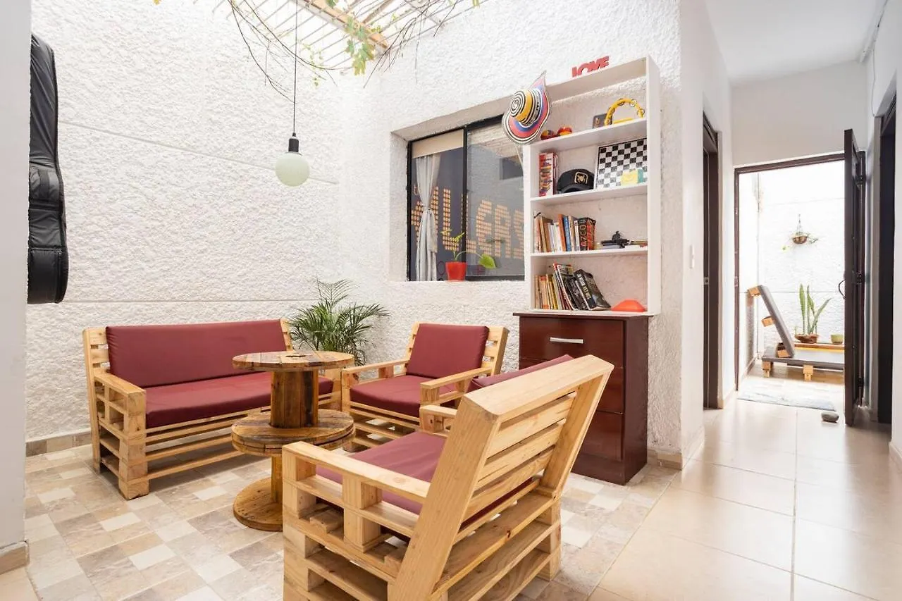 Casa Clandestina Guest House Medellín